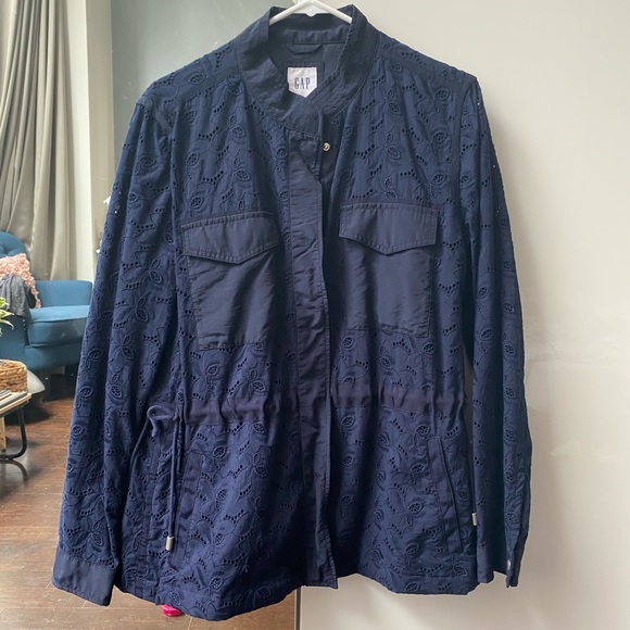 Gap Navy eyelet spring jacket L
